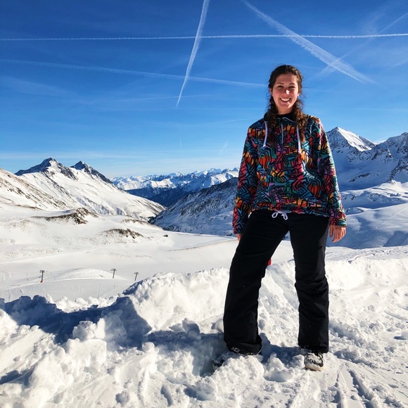 Meet your Posher, Alexa - Picture 3 of 8